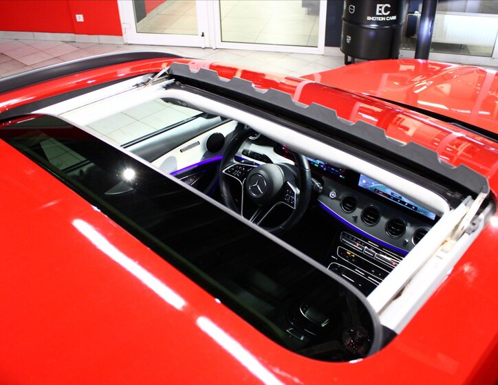 Mercedes-Benz Třídy E Kombi 2,0 l 195 kw