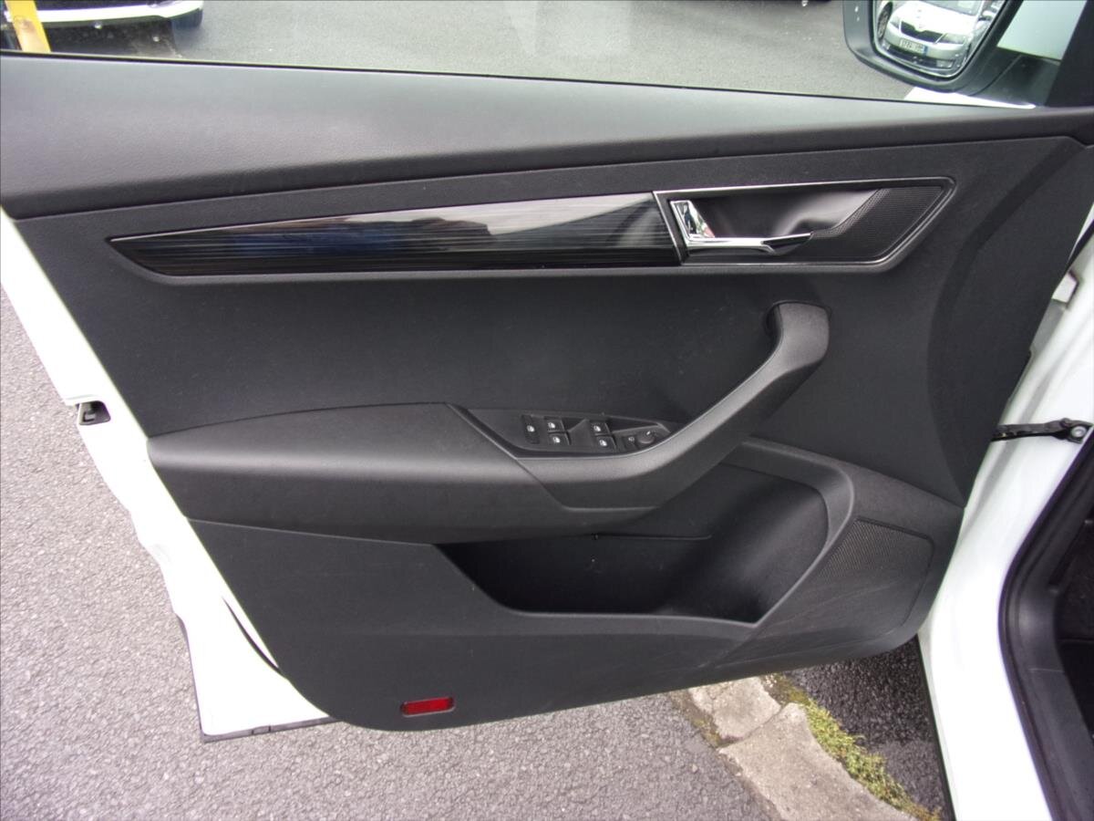 Škoda Karoq Kombi 999,0 85 kw