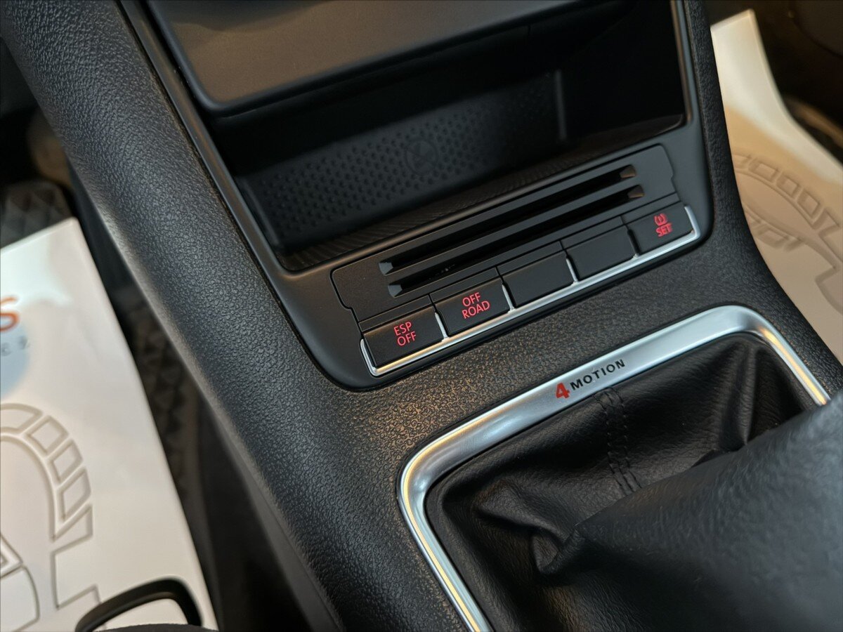 Volkswagen Tiguan SUV / Terénní 2,0 l 125 kw