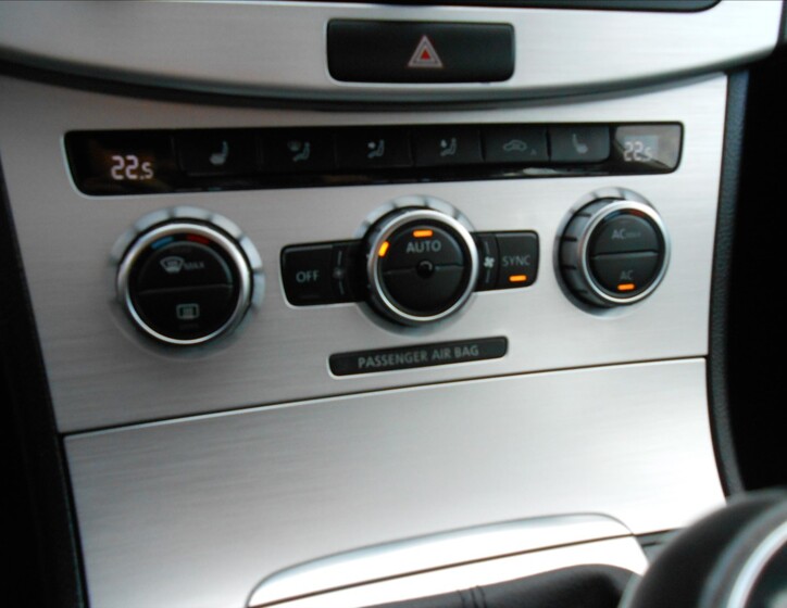 Volkswagen Passat CC 13