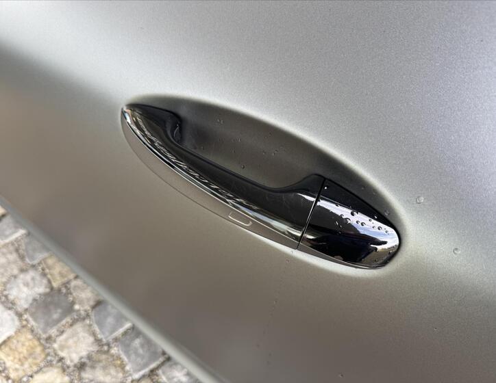 Mercedes-Benz Třídy E 32