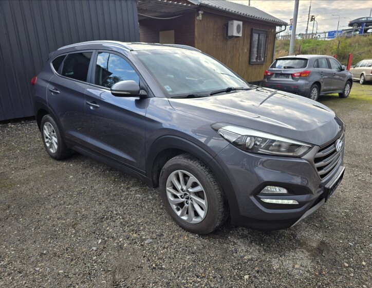 Hyundai Tucson 4