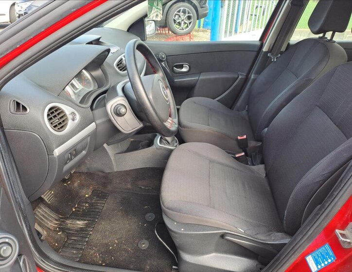 Renault Clio Kombi 1,1 l 55 kw