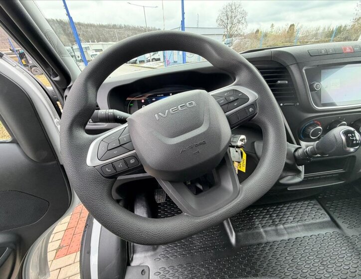 Iveco Daily Valník 3,0 l 129 kw