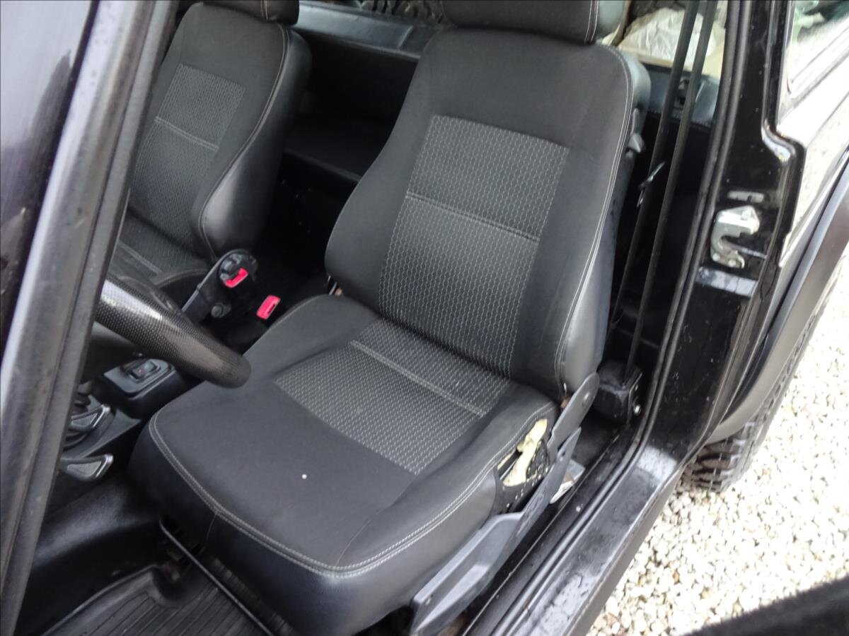 Lada Niva Kombi 1,7 l 61 kw