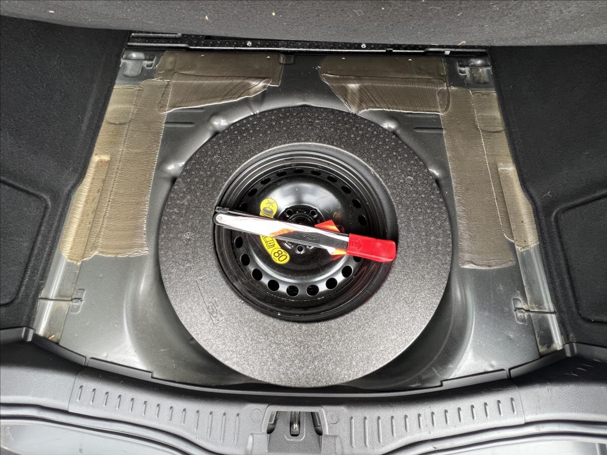 Ford Focus Kombi 999,0 92 kw