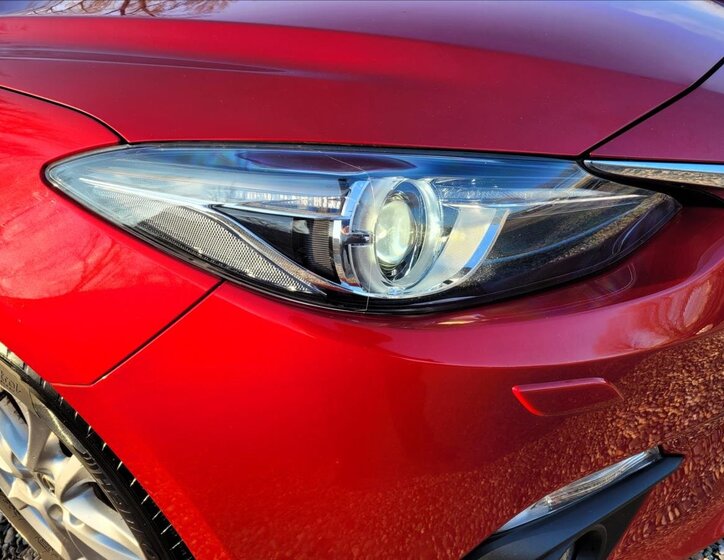 Mazda 3 Sedan / Limuzína 2,0 l 88 kw