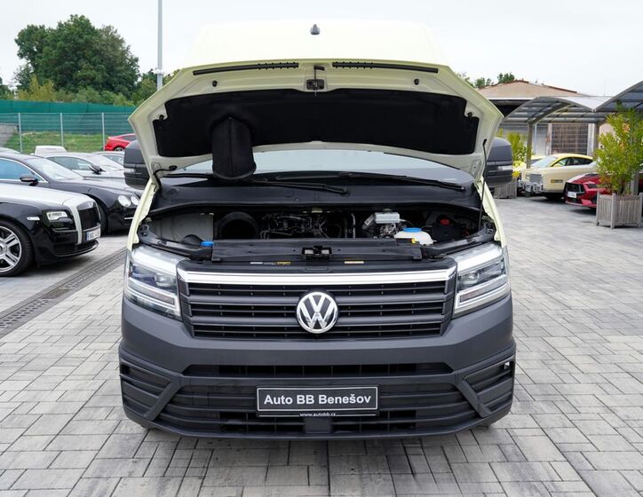 Volkswagen Crafter 9
