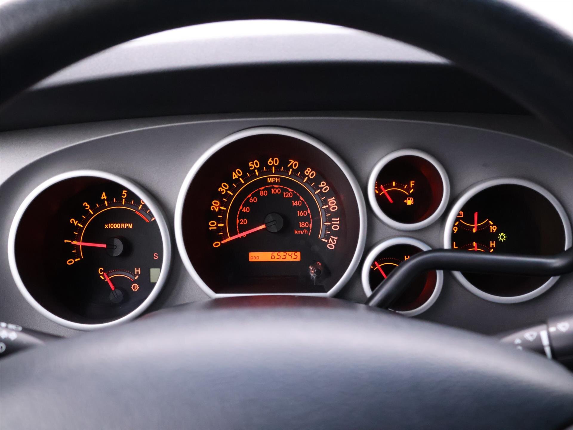 Toyota Tundra Pick-up 5,7 l 285 kw