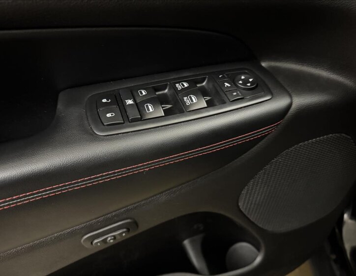 Jeep Grand Cherokee 36