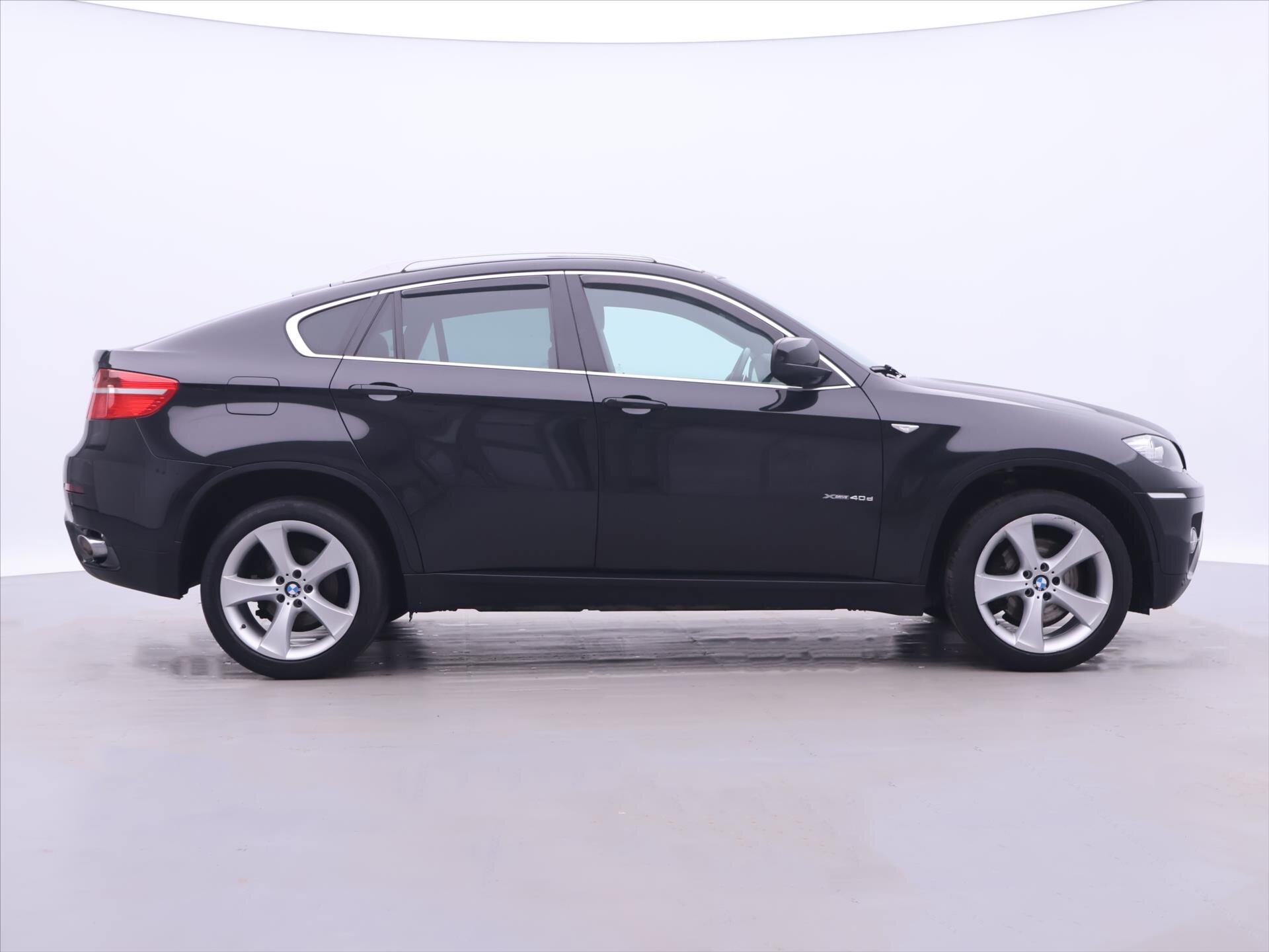 BMW X6 SUV 3,0 l 225 kw