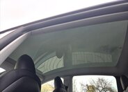 Tesla Model Y SUV / Terénní 0,0 378 kw