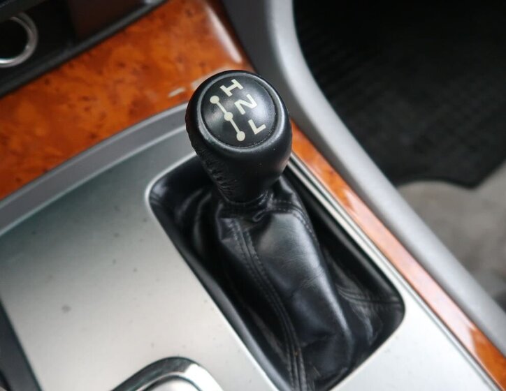 Toyota Land Cruiser SUV 4,7 l 175 kw