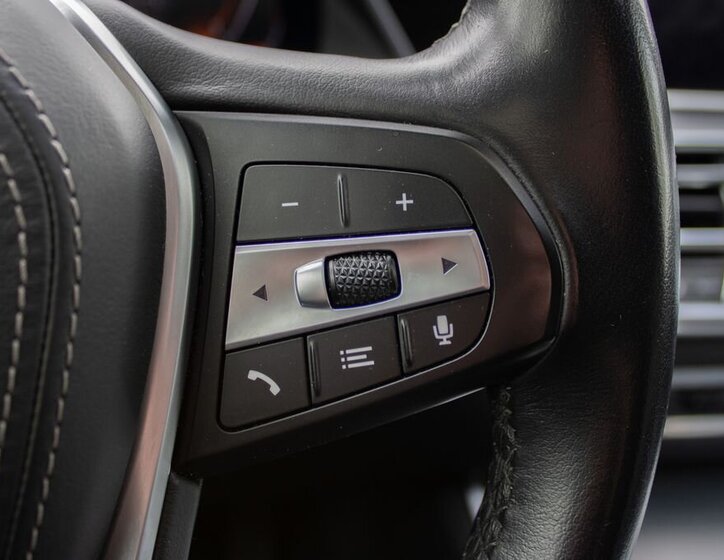 BMW X5 SUV 3,0 l 195 kw