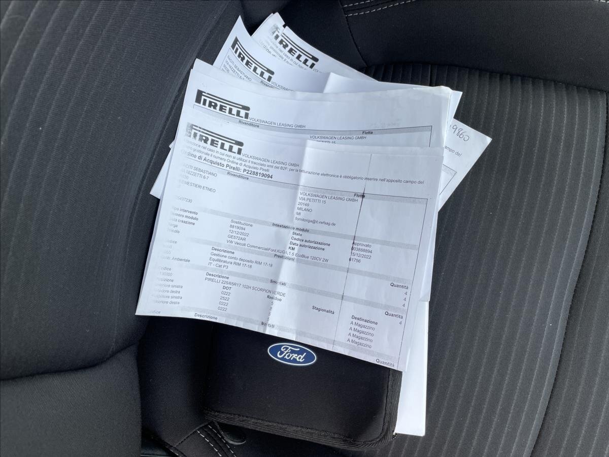 Ford Kuga SUV / Terénní 1,5 l 88 kw