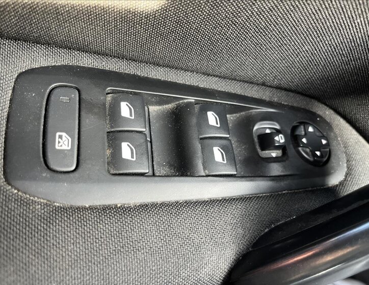 Peugeot 308 Kombi 1,5 l 96 kw