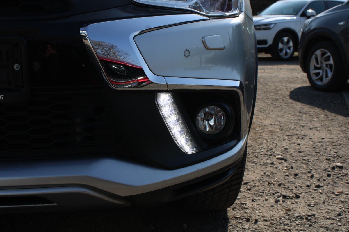 Mitsubishi ASX SUV / Terénní 1,6 l 86 kw