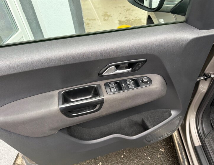 Volkswagen Amarok 21