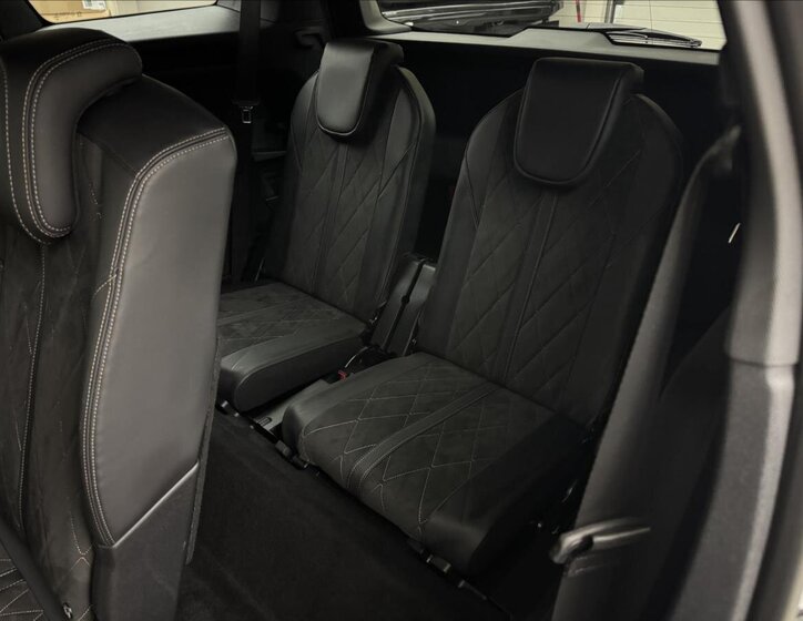 Peugeot 5008 SUV / Terénní 2,0 l 133 kw