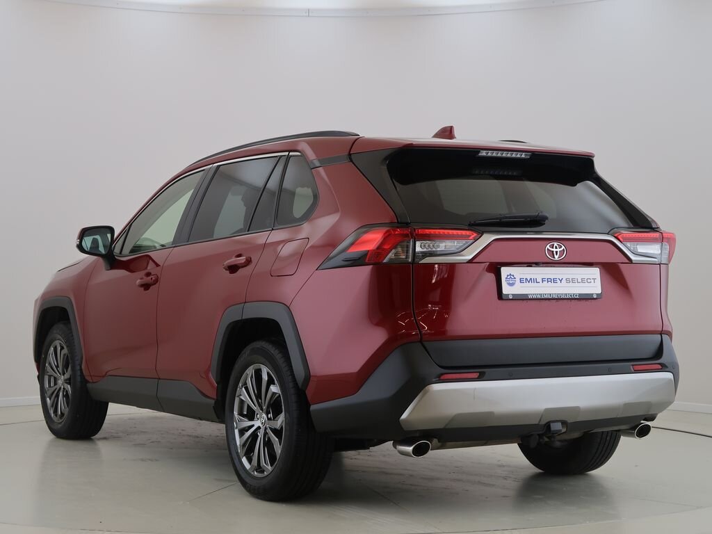Toyota RAV4 SUV 2,0 l 129 kw