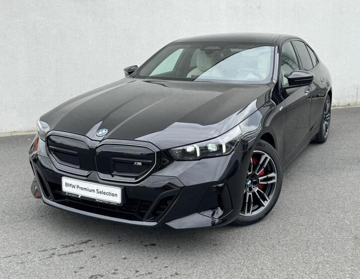 BMW i5 1