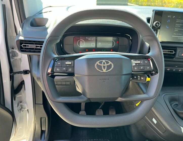 Toyota ProAce City Verso MPV 1,5 l 75 kw