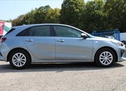 KIA Ceed 4