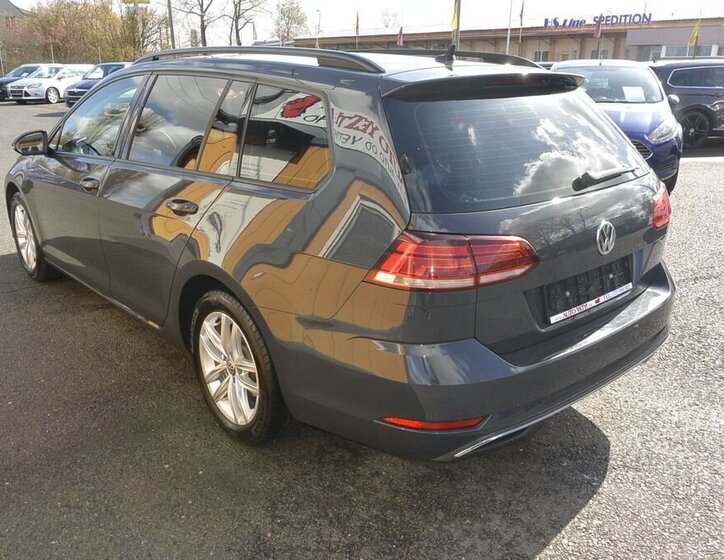 Volkswagen Golf Kombi 2,0 l 110 kw