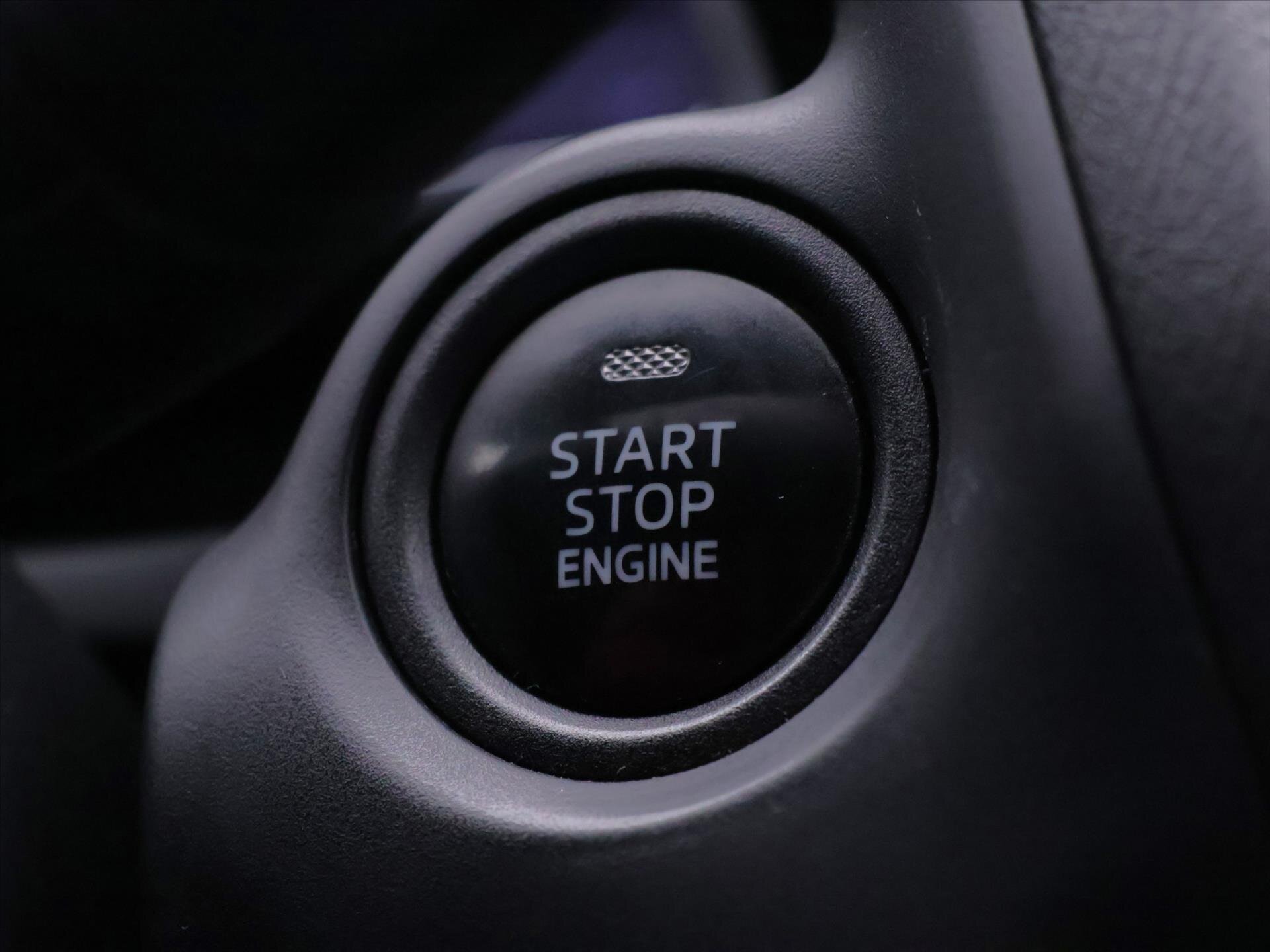 Mazda 3 Sedan 2,0 l 88 kw