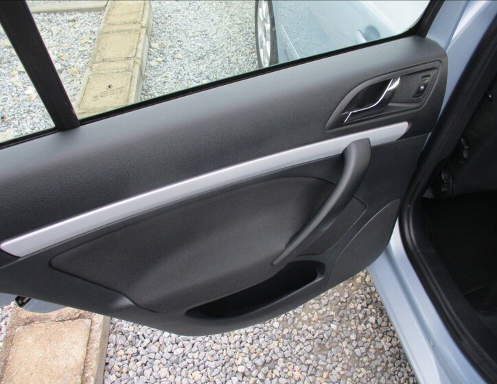 Škoda Octavia Sedan 1,4 l 90 kw