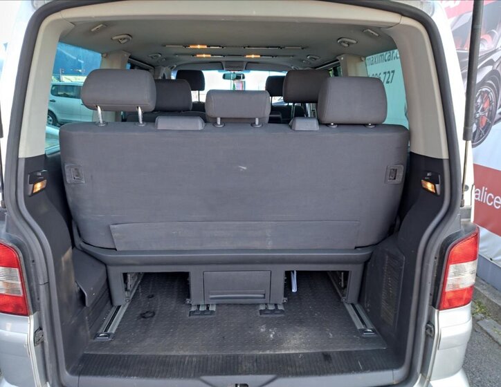 Volkswagen Multivan Kombi 2,5 l 96 kw