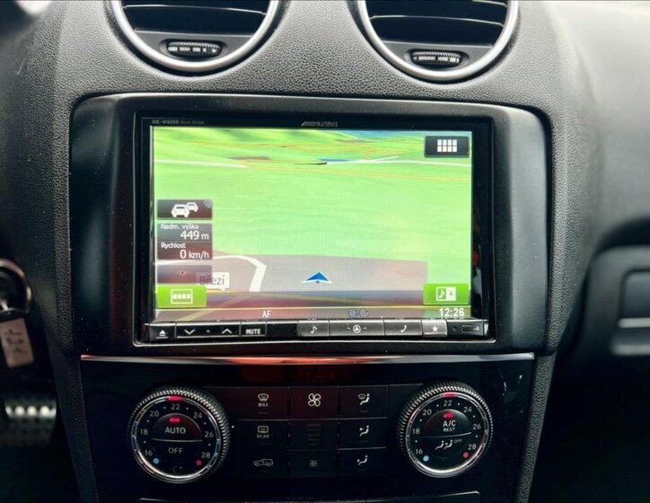 Mercedes-Benz Třídy M SUV 3,0 l 165 kw