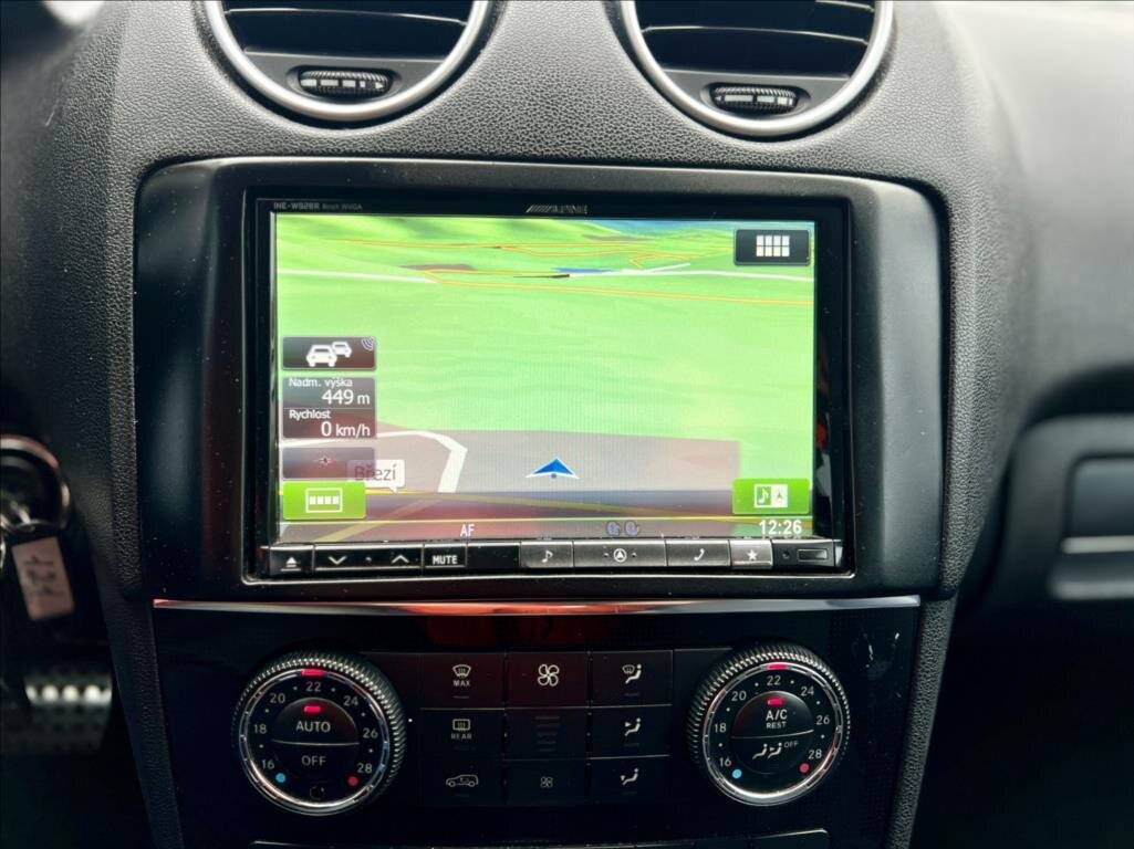 Mercedes-Benz Třídy M SUV 3,0 l 165 kw