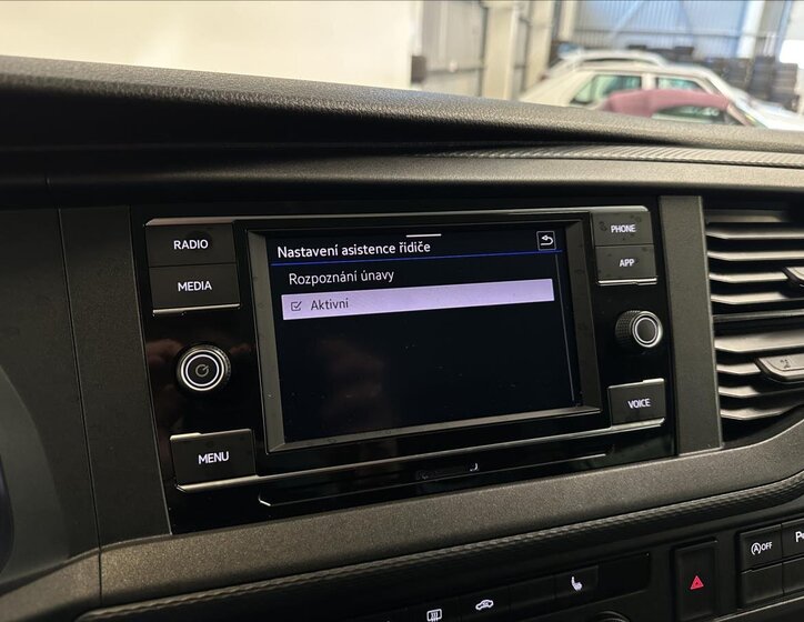 Volkswagen Transporter 9