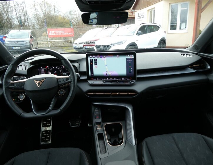 Cupra Terramar SUV / Terénní 2,0 l 195 kw