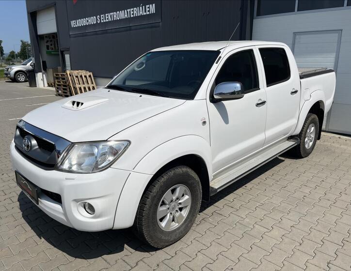 Toyota Hilux 1