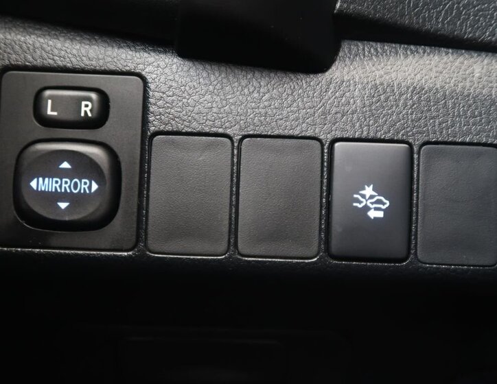 Toyota Corolla Sedan 1,6 l 97 kw