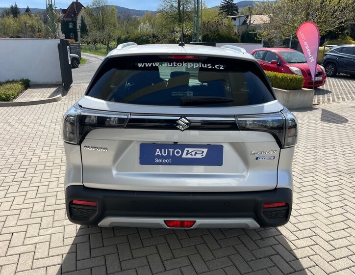 Suzuki S-Cross SUV / Terénní 1,4 l 95 kw