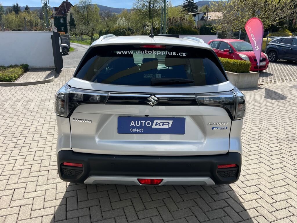 Suzuki S-Cross SUV / Terénní 1,4 l 95 kw