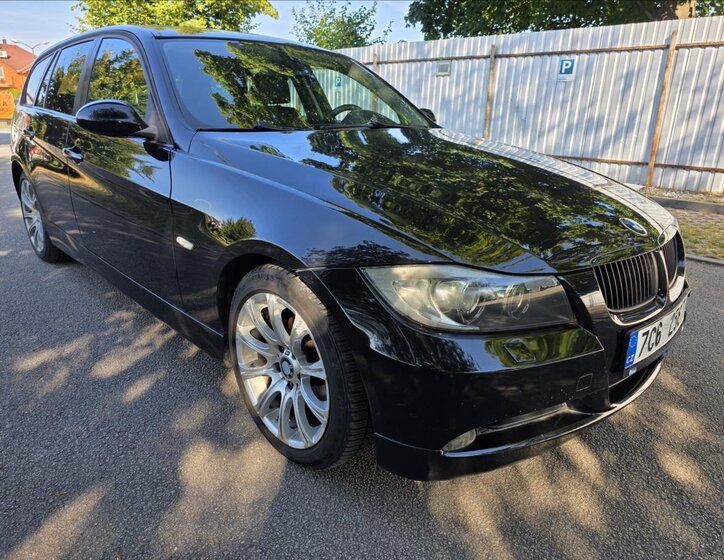 BMW Řada 3 8