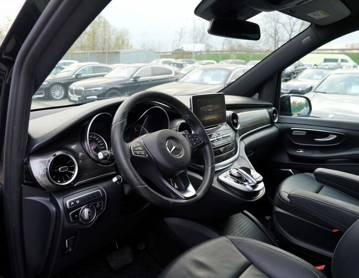 Mercedes-Benz Třídy V MPV 2,0 l 176 kw