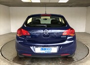 Opel Astra 6