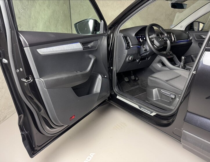 Škoda Karoq SUV 1,5 l 110 kw