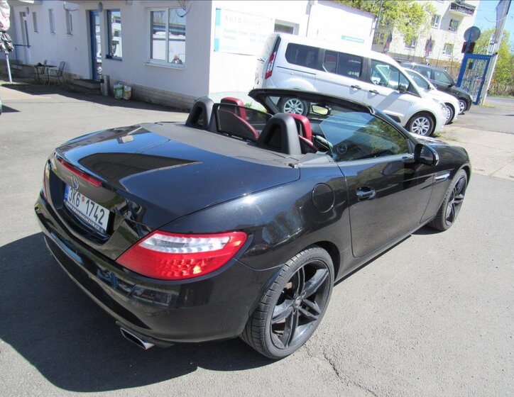 Mercedes-Benz SLK Kabriolet 1,8 l 135 kw