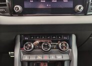 Škoda Karoq SUV / Terénní 1,5 l 110 kw