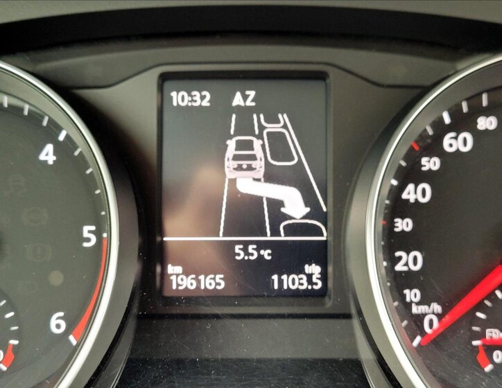 Volkswagen Passat Kombi 1,6 l 88 kw