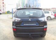 Mitsubishi Outlander SUV / Terénní 2,4 l 125 kw