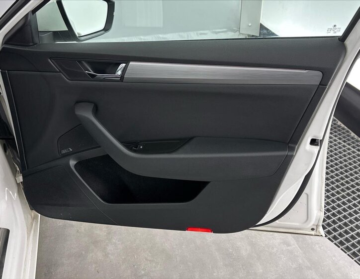 Škoda Superb Kombi 2,0 l 140 kw