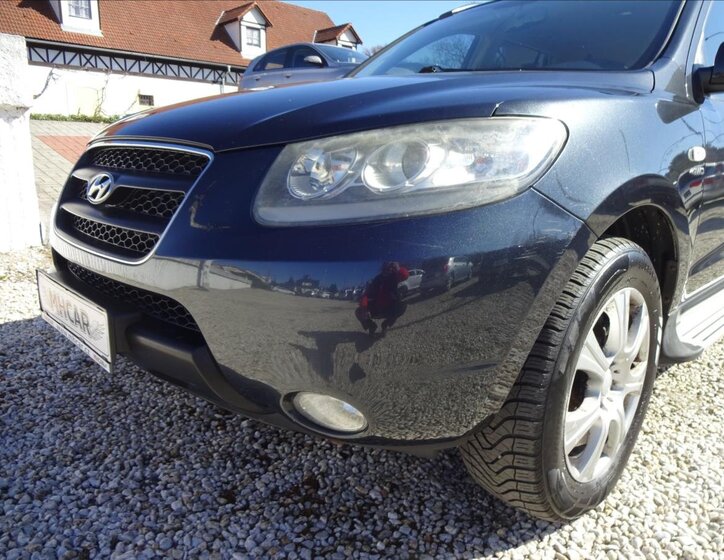 Hyundai Santa Fe SUV / Terénní 2,2 l 114 kw