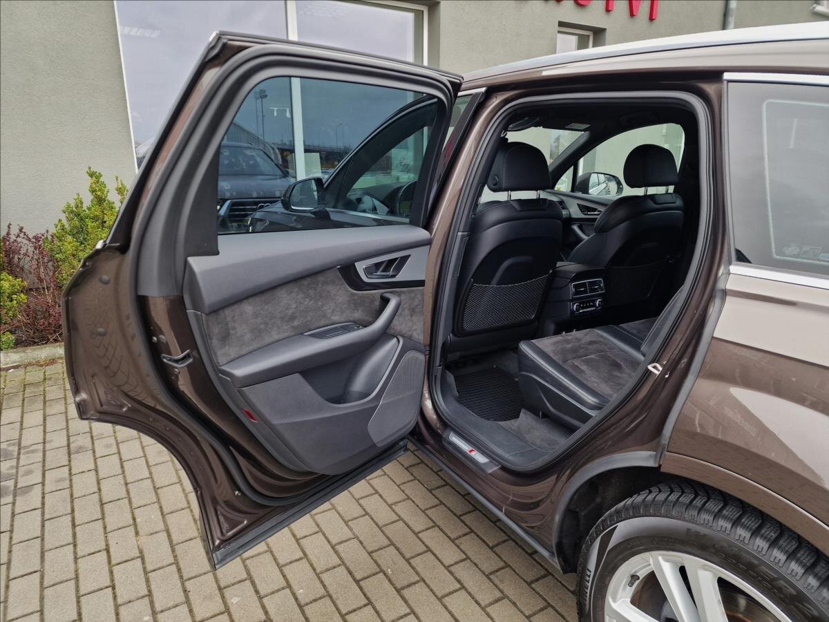 Audi Q7 SUV / Terénní 3,0 l 210 kw